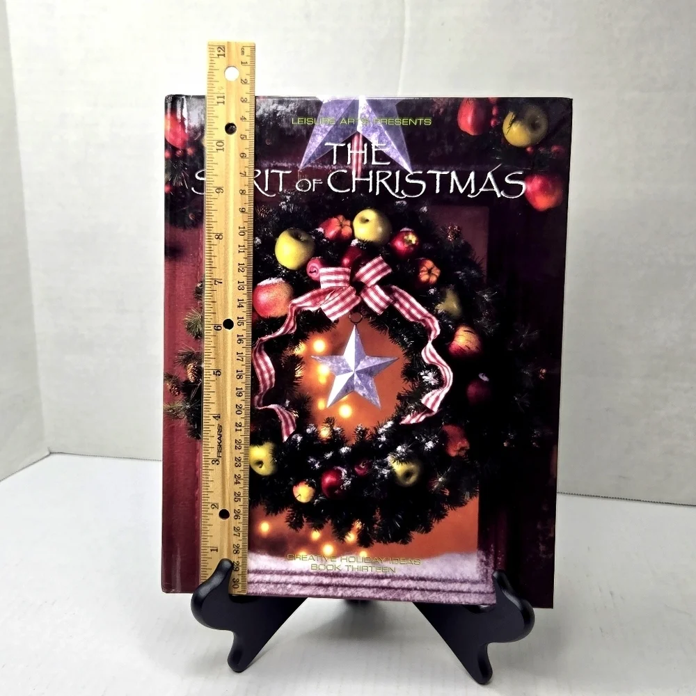 The Spirit Of Christmas Book. Hardback.